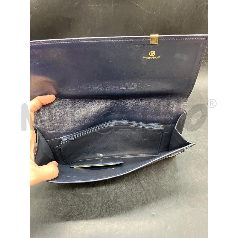POCHETTE NAZARENO GABRIELLI BLU ONDE SCRITTA | Mercatino dell'Usato Roma eur 4
