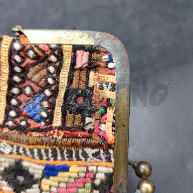 POCHETTE TESSUTO ETNICO | Mercatino dell'Usato Roma eur 4