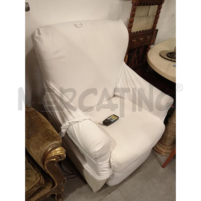POLTRONA RELAX MASSAGGIANTE | Mercatino dell'Usato Roma eur 2