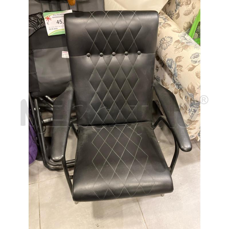 POLTRONA VINTAGE NERA | Mercatino dell'Usato Roma eur 1