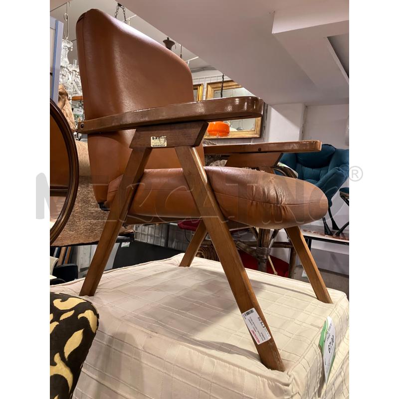 POLTRONA VINTAGE RECLINABILE | Mercatino dell'Usato Roma eur 2