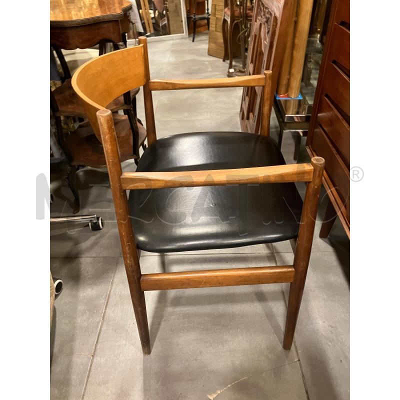 POLTRONCINA 101 FRATTINI PER CASSINA | Mercatino dell'Usato Roma eur 2