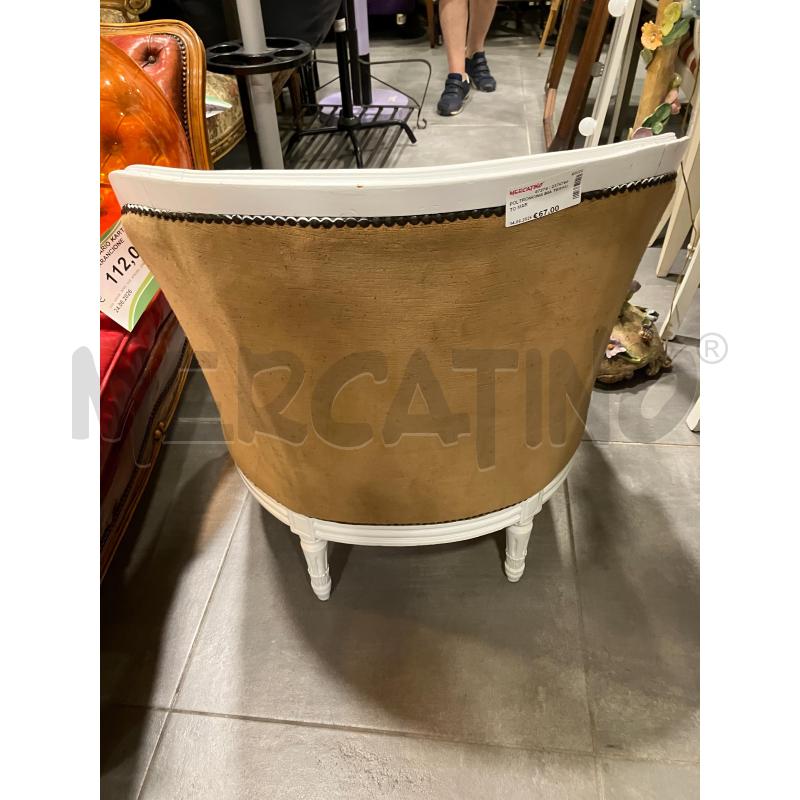 POLTRONCINA BIA TESSUTO MAR | Mercatino dell'Usato Roma eur 3