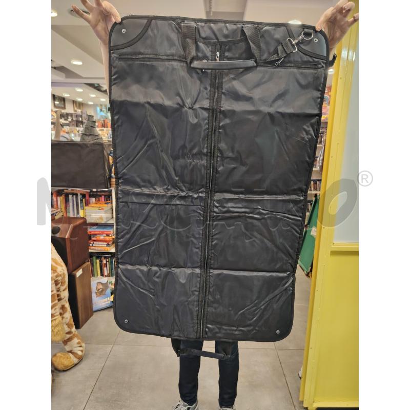 PORTA ABITO HUGO BOSS NERO | Mercatino dell'Usato Roma eur 1