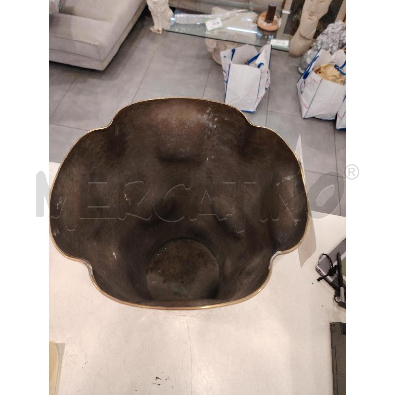 PORTA OMBRELLI OTTONE SBALZATO | Mercatino dell'Usato Roma eur 2