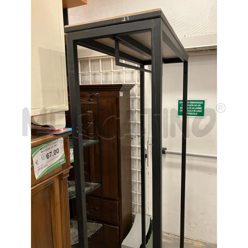 RASTRELLIERA APPENDIABITI | Mercatino dell'Usato Roma eur 2