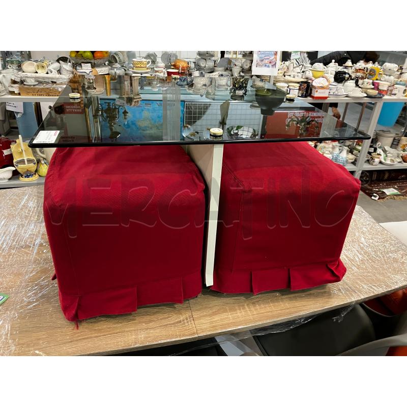 SALOTTINO DESIGN TAV+4 POUF | Mercatino dell'Usato Roma eur 2