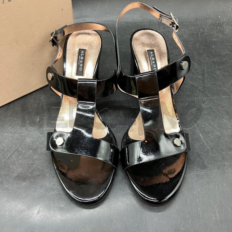 SANDALI ALBANO SCATOLA NERO VERNICE | Mercatino dell'Usato Roma eur 2