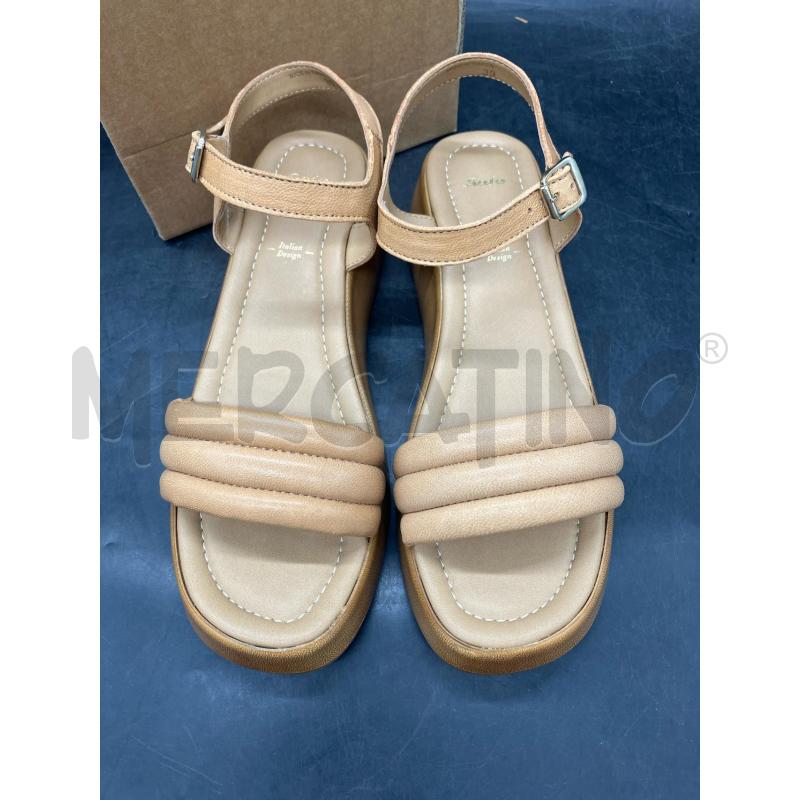 SANDALI D BATA SCATOLA BEI PLATFORM  | Mercatino dell'Usato Roma eur 2