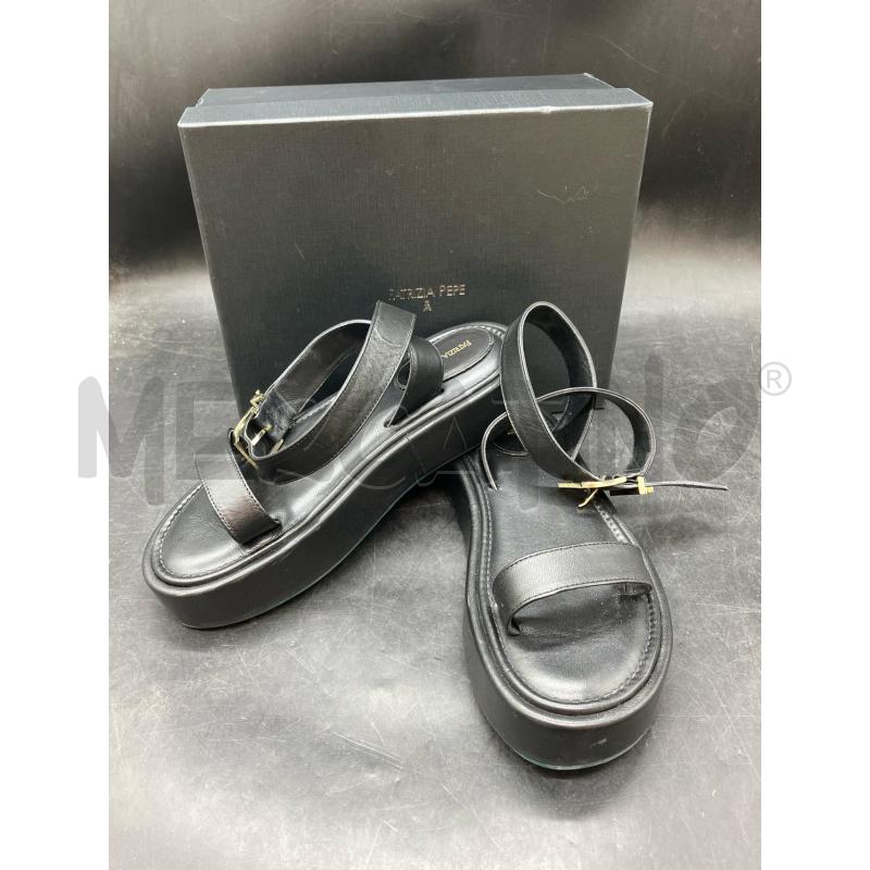 SANDALI D PATRIZIA PEPE SCATOLA NERO PLAT | Mercatino dell'Usato Roma eur 1
