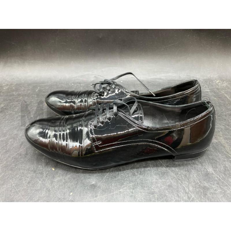 SCARPE D MIU MIU STRINGATE NE VERNICE | Mercatino dell'Usato Roma eur 3
