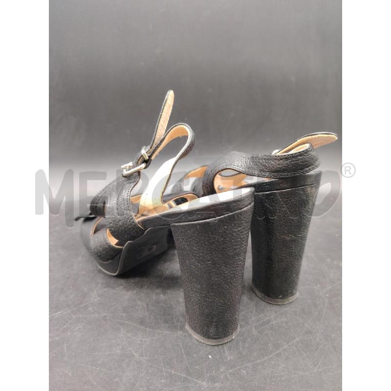 SCARPE TACCHI FRATINI NERO FIOCCO | Mercatino dell'Usato Roma eur 2