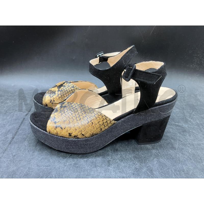 SCARPE TACCHI PERONI NE SCAMO FASCIA ANIMALIER | Mercatino dell'Usato Roma eur 3