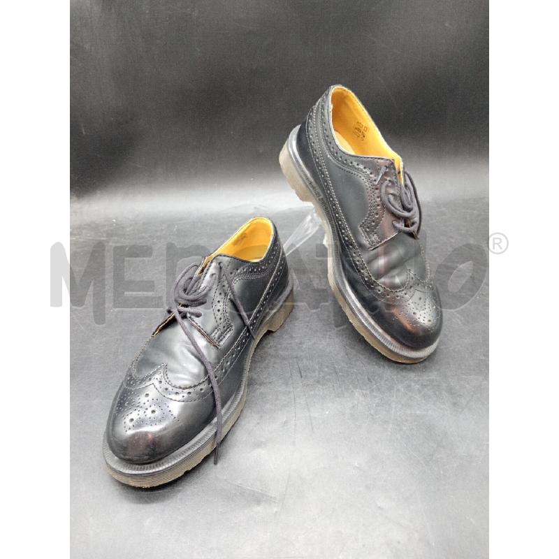 SCARPE U DR MARTENS NERA STRINGATA | Mercatino dell'Usato Roma eur 1