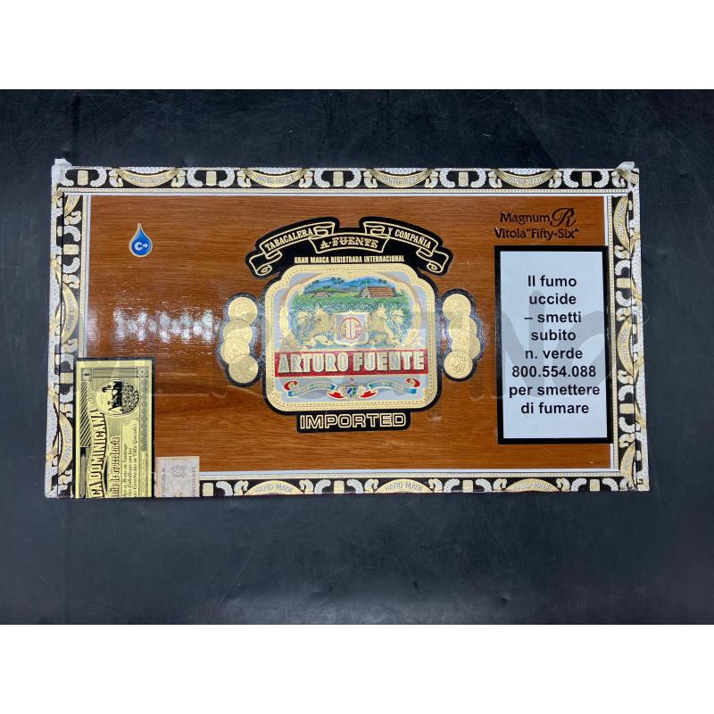 SCATOLA 25 SIGARI ARTURO FUENTE | Mercatino dell'Usato Roma eur 2