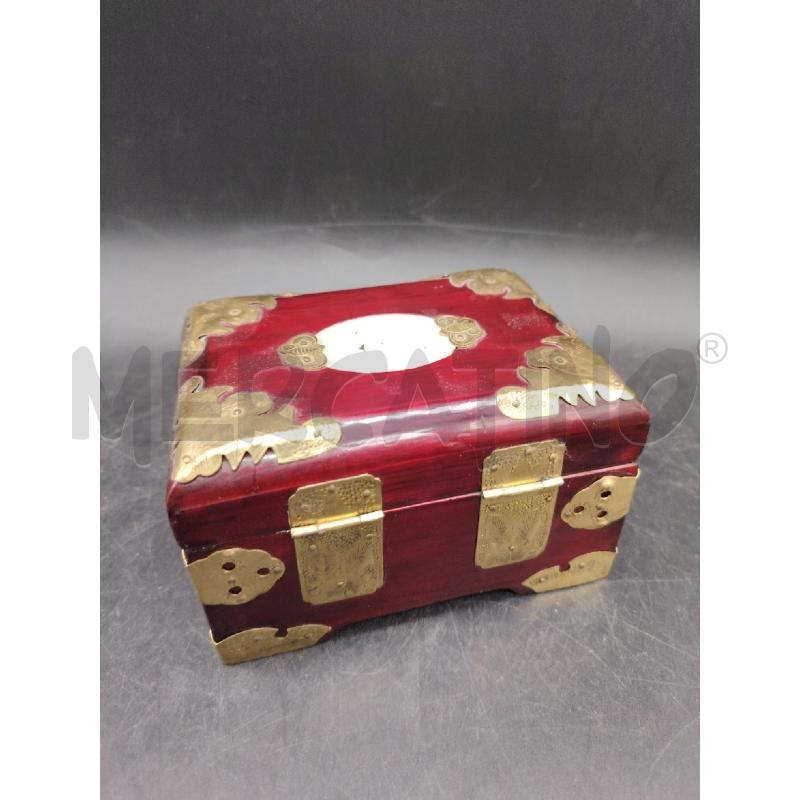 SCATOLA ORIENTALE CON CHIAVE  | Mercatino dell'Usato Roma eur 3