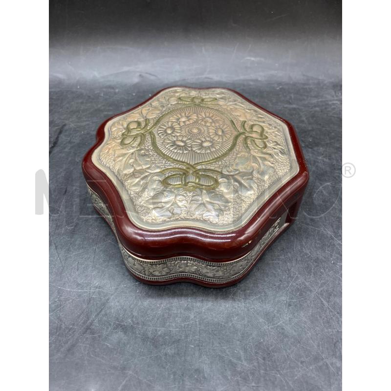 SCATOLA  OTTAGONALE LAV  | Mercatino dell'Usato Roma eur 3