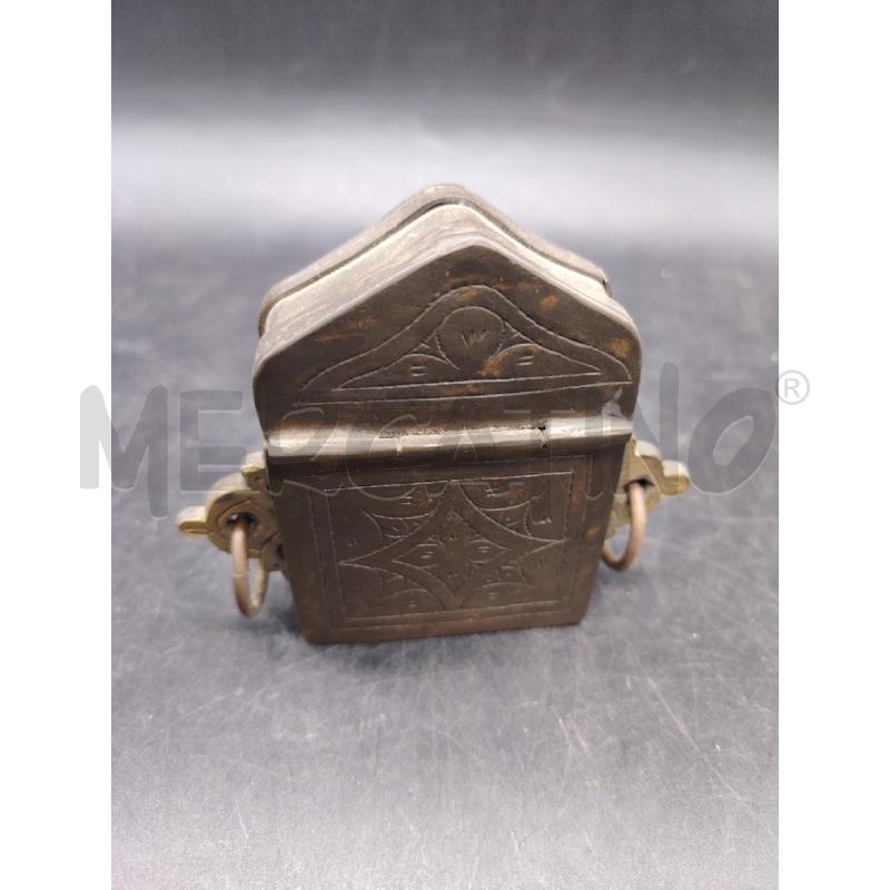 SCATOLA  VINTAGE BERBERA  | Mercatino dell'Usato Roma eur 2