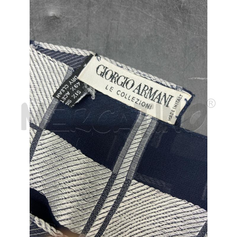 SCIARPINA GIORGIO ARMANI BLU QUADRETTI GRI  | Mercatino dell'Usato Roma eur 2