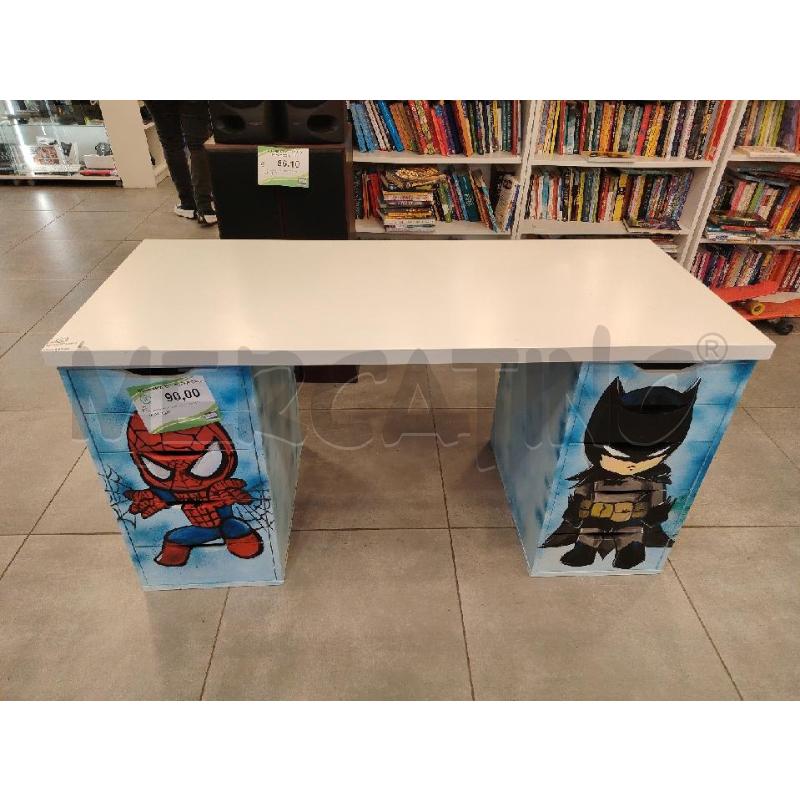 SCRIVANIA BIA SUPER EROI | Mercatino dell'Usato Roma eur 4