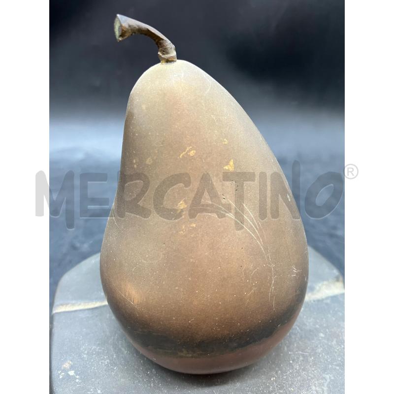 SCULTURA BRONZO PERA A FIRMA POZZATI | Mercatino dell'Usato Roma eur 5