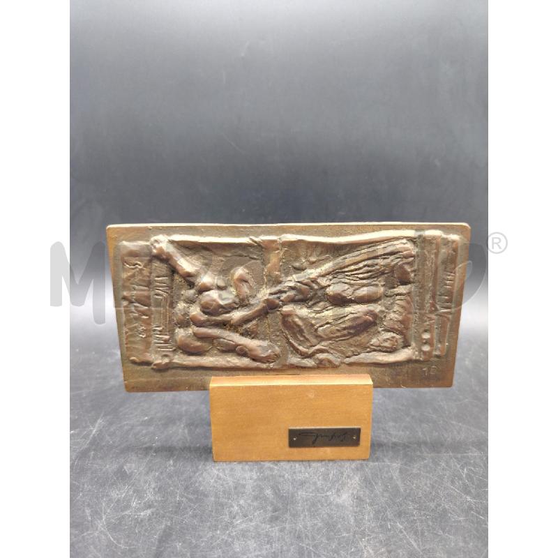 SCULTURA PICCOLA  FUSIONE IN OTTONE INCONTRO | Mercatino dell'Usato Roma eur 1