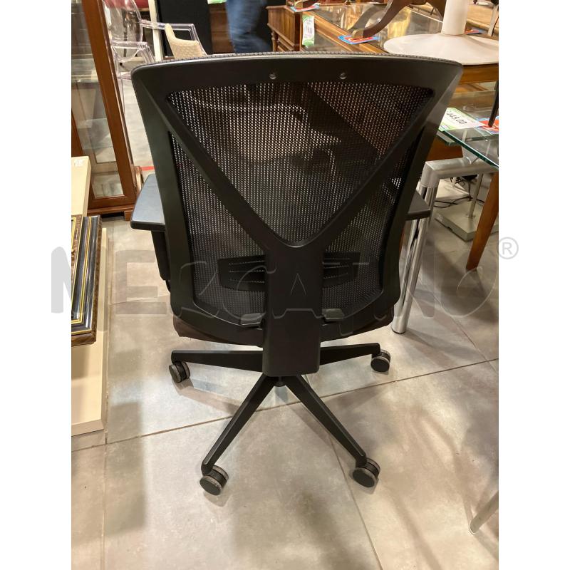 SEDIA UFFICIO NERA RETE | Mercatino dell'Usato Roma eur 4