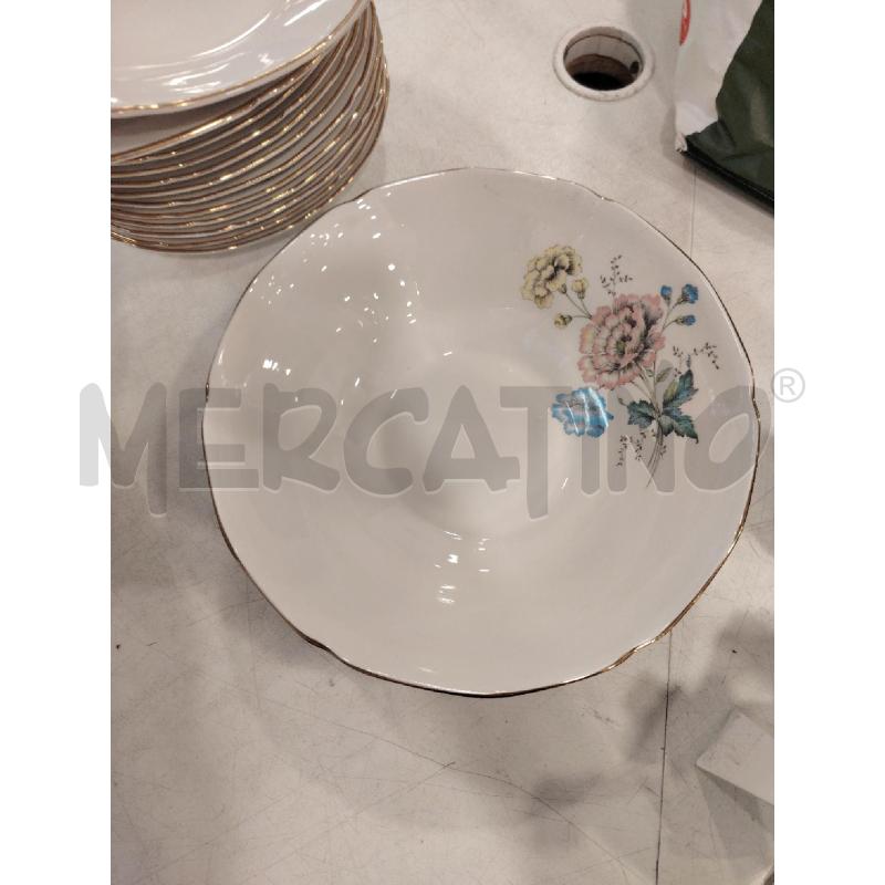 SERVIZIO  PIATTI BEI GAROFANI | Mercatino dell'Usato Roma eur 5