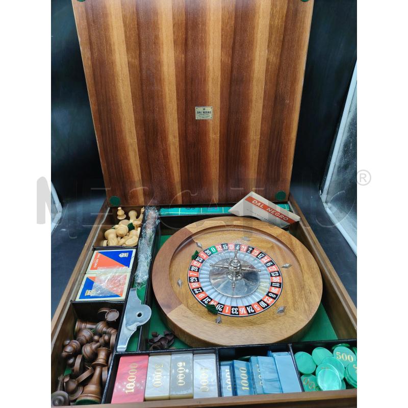 SET DA GIOCO DAL NEGRO SCACCHIERA ROULETTE FICHES | Mercatino dell'Usato Roma eur 2