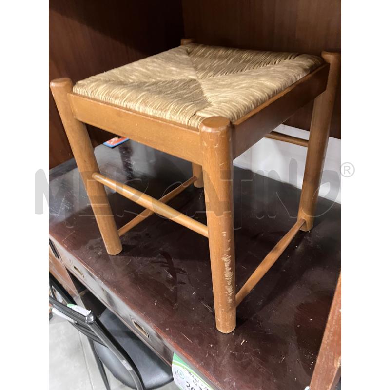 SGABELLO BASSO LEGNO S/PAGLIA | Mercatino dell'Usato Roma eur 2