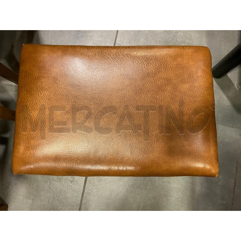 SGABELLO BASSO PELLE MARR | Mercatino dell'Usato Roma eur 2