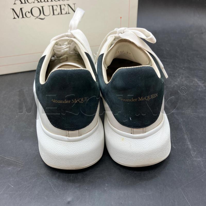SNEAKERS ALEXANDER MCQUEEN SCATOLA BIA | Mercatino dell'Usato Roma eur 4
