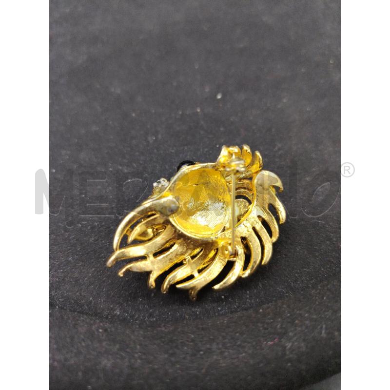 SPILLA LEONE VINTAGE  | Mercatino dell'Usato Roma eur 3