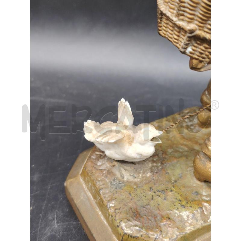 STATUA BIMBO C/CESTO | Mercatino dell'Usato Roma eur 3
