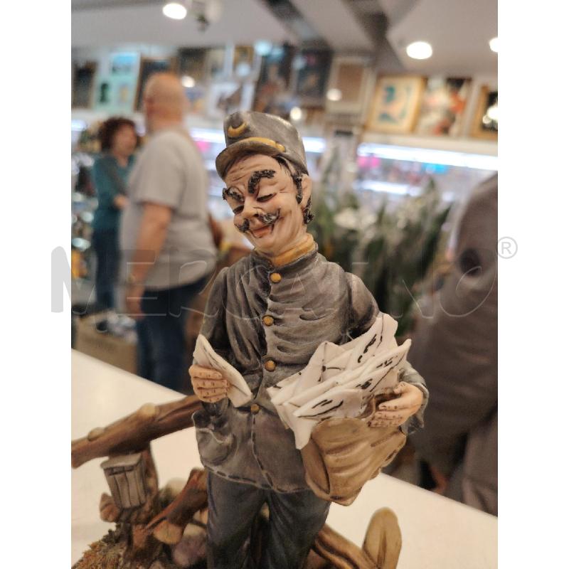STATUA CXDM POSTINO | Mercatino dell'Usato Roma eur 2