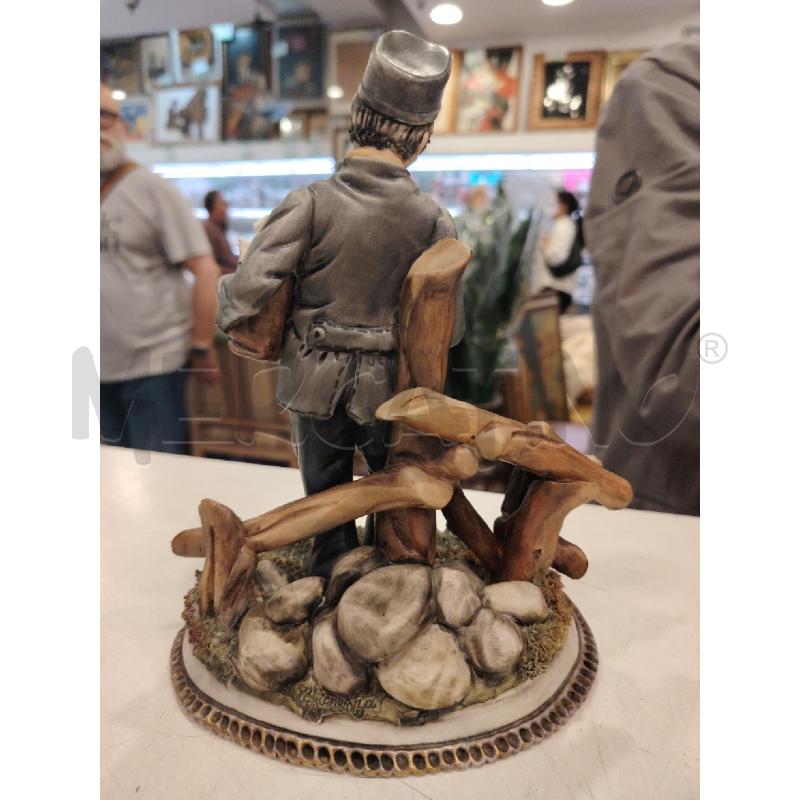 STATUA CXDM POSTINO | Mercatino dell'Usato Roma eur 3