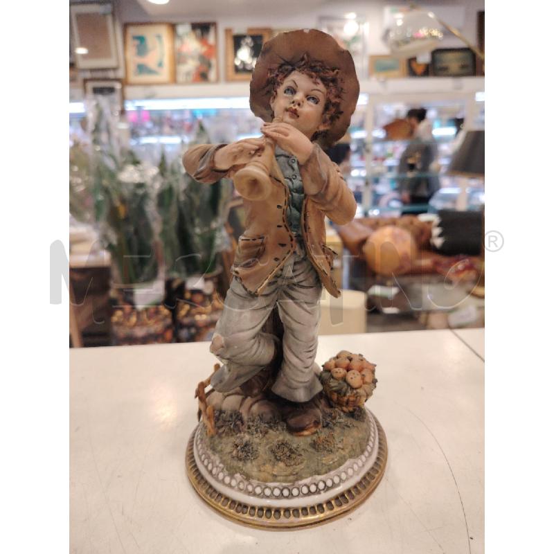 STATUA RAGAZZO CDM C/FLAUTO | Mercatino dell'Usato Roma eur 1