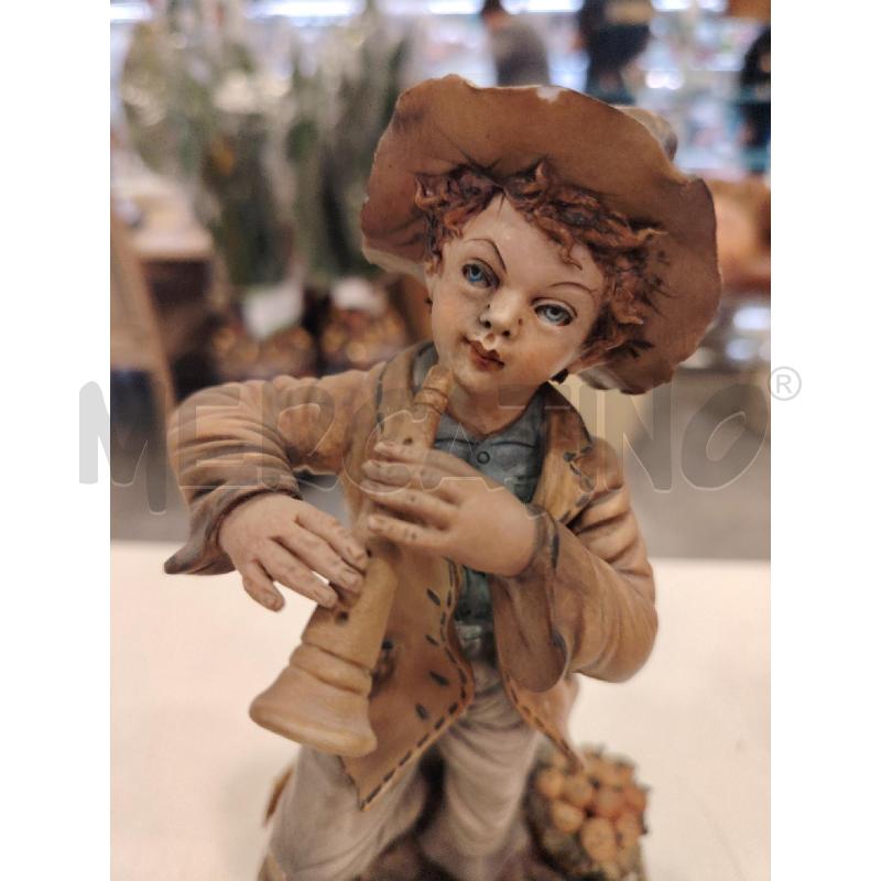 STATUA RAGAZZO CDM C/FLAUTO | Mercatino dell'Usato Roma eur 2