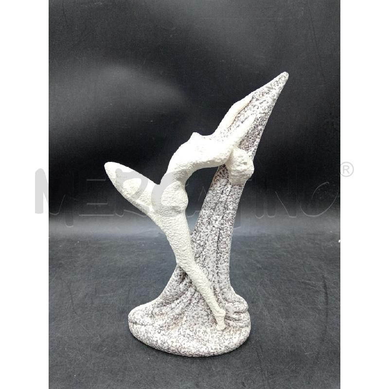 STATUETTA CER FD11 DONNA BIA GRI | Mercatino dell'Usato Roma eur 1