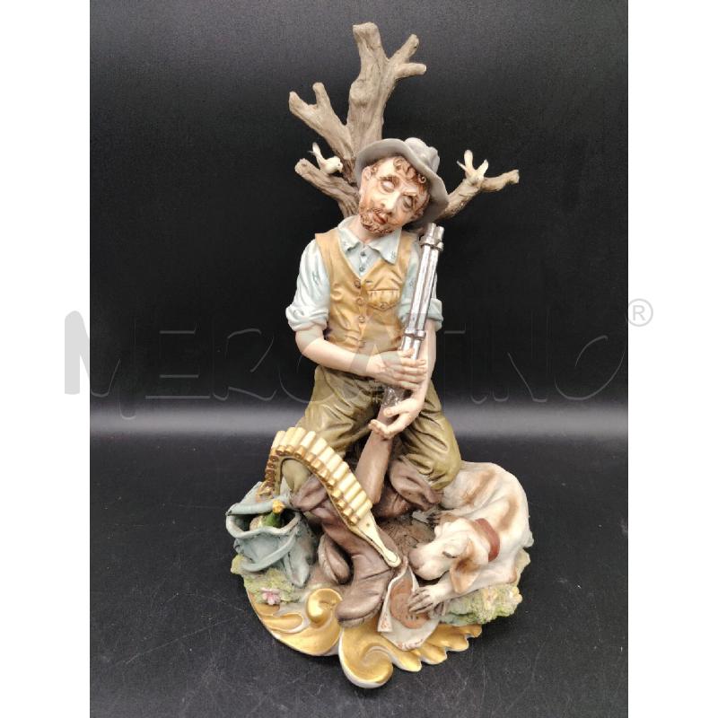 STATUINA CDM CACCIATORE ADDORMENTATO | Mercatino dell'Usato Roma eur 1