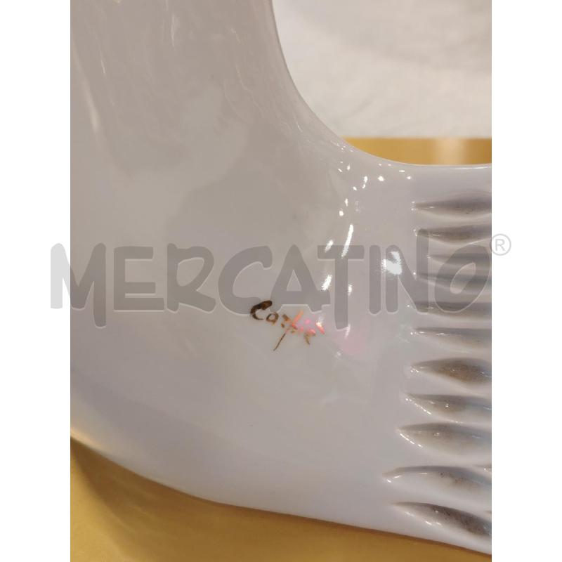 STATUINA  A FIRMA CARPIE' PESCE  BIANCO DORATO | Mercatino dell'Usato Roma eur 2