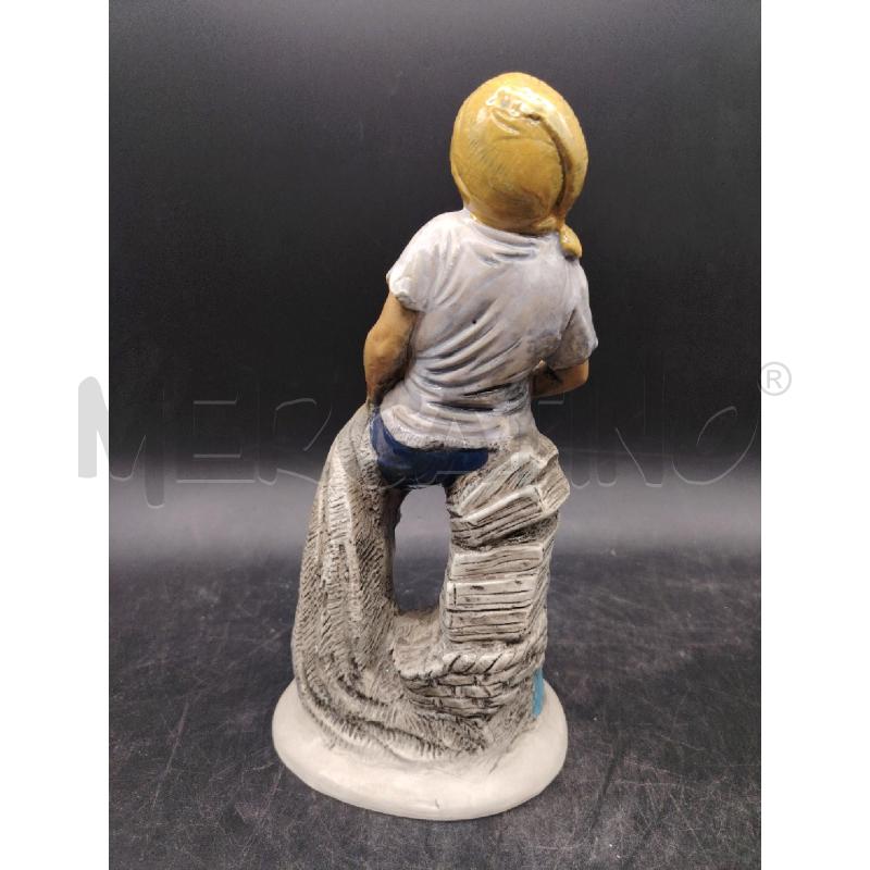 STATUINA  CDM PESCTORE | Mercatino dell'Usato Roma eur 2