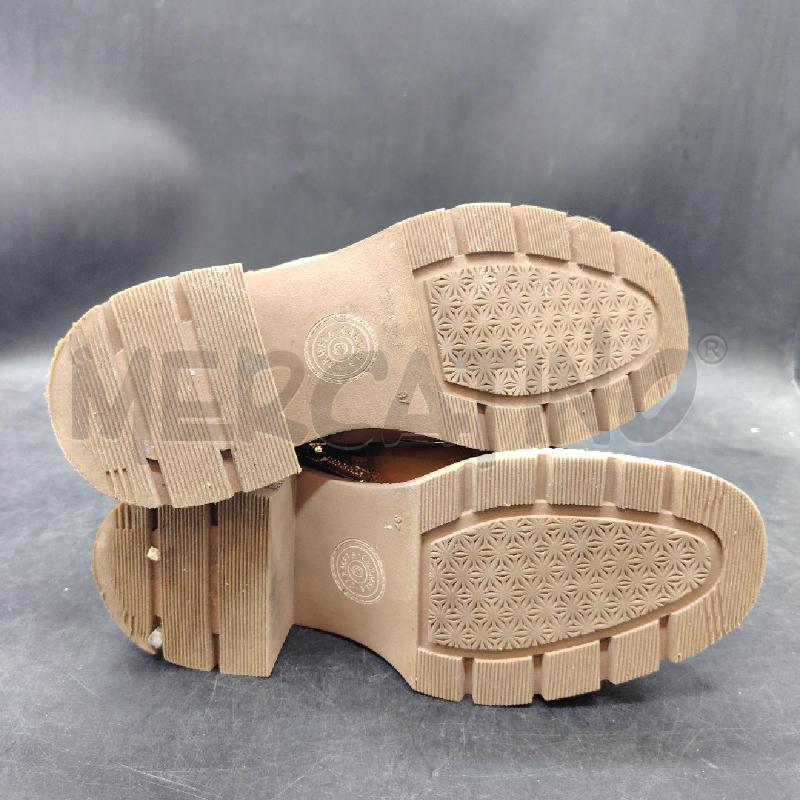 STIVALETTI D CARMELA BISCOTTO STRINGA | Mercatino dell'Usato Roma eur 5