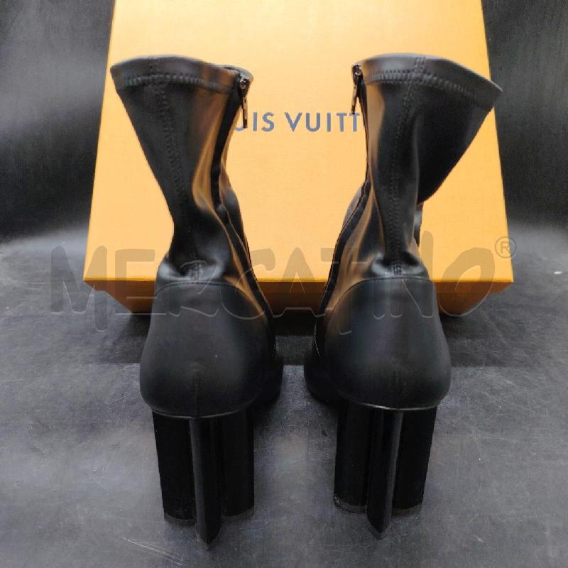 STIVALETTI D SCATO LOUIS VUITTON NE PELLE TACCO FIORE | Mercatino dell'Usato Roma eur 3