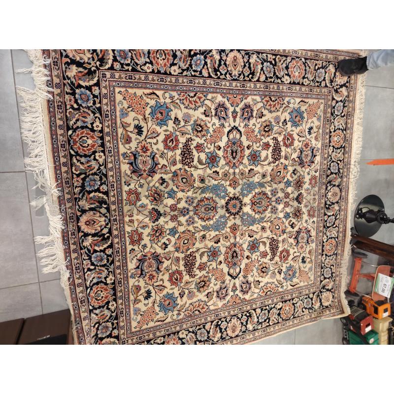 TAPPETO 223X223 F/BEIGE FIORI | Mercatino dell'Usato Roma eur 1