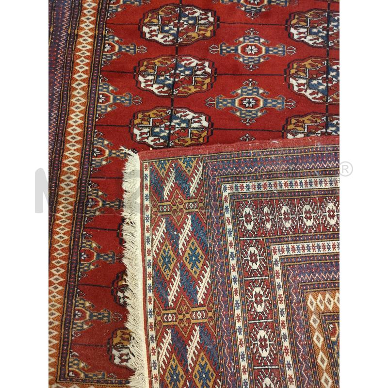 TAPPETO FONDO ROSSO 262X162 | Mercatino dell'Usato Roma eur 3
