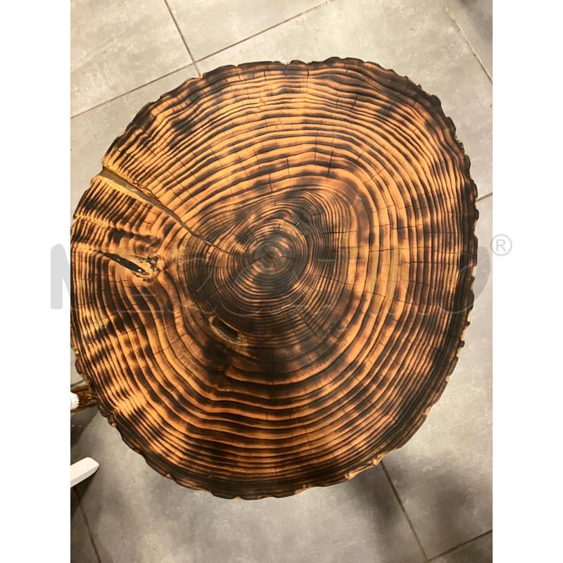 TAVOLINO/SGABELLO EFFETTO BRUCIATO  | Mercatino dell'Usato Roma eur 2