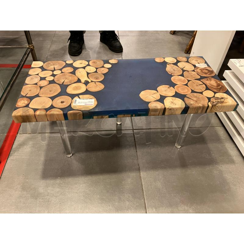 TAVOLINO BASSO PIC RESINA BLU | Mercatino dell'Usato Roma eur 1