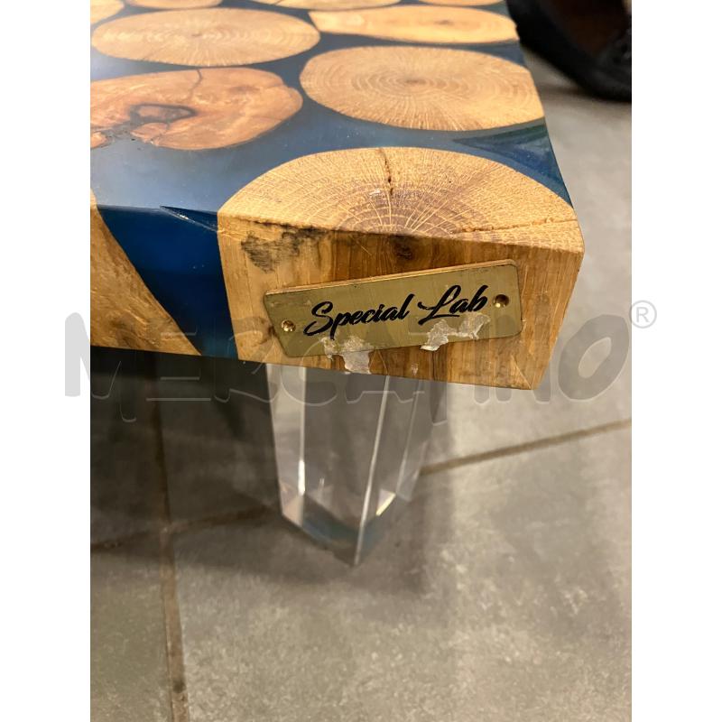TAVOLINO MOLTO BASSO RES/BLU B/PLEXY | Mercatino dell'Usato Roma eur 3