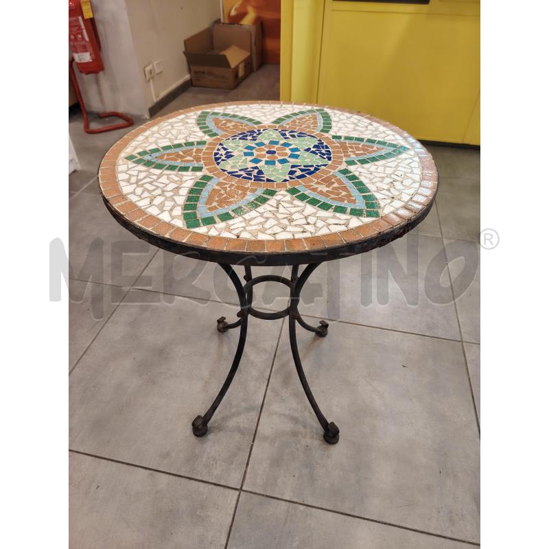 TAVOLINO TONDO MOSAICO COLOR | Mercatino dell'Usato Roma eur 1